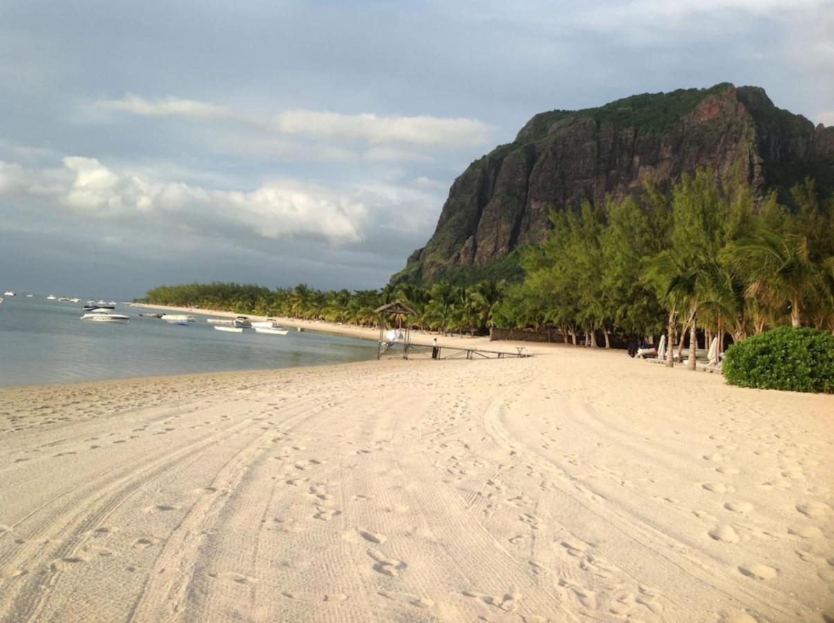 Lovely Apartment In Flic En Flac, Close To The Beach And All Amenities. エクステリア 写真